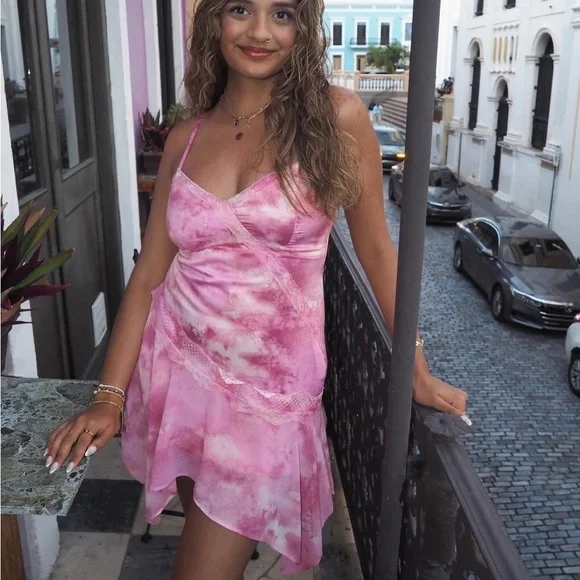 Women's Asymmetrical MIDI Slip
Dress - Wild Fable Pink new 🆕 - Picture 4 of 9